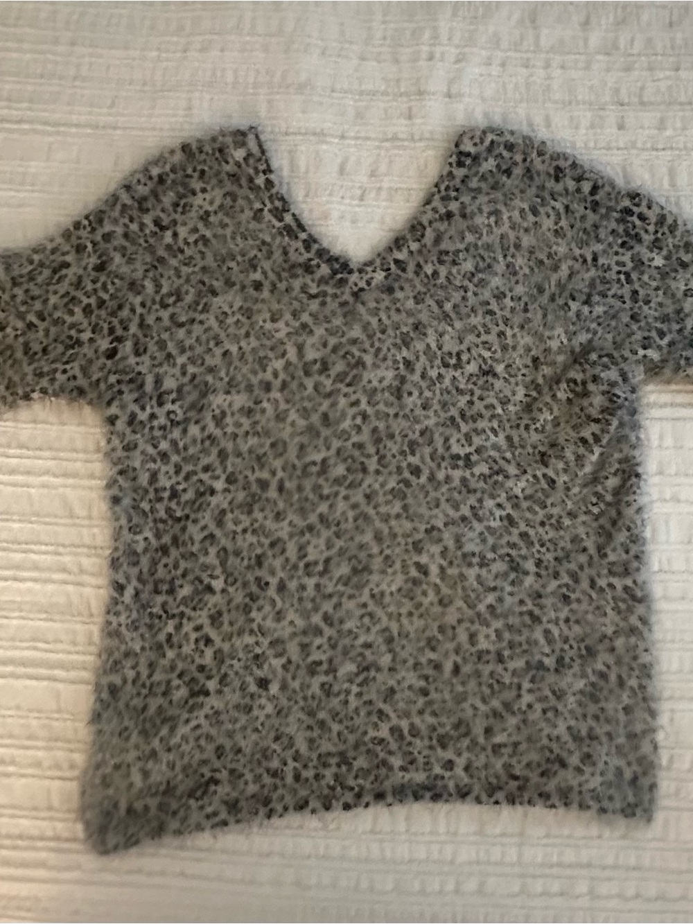 BKE Cozy, super soft Gray Leopard Print V-Neck, Off-The-Shoulder Sweater